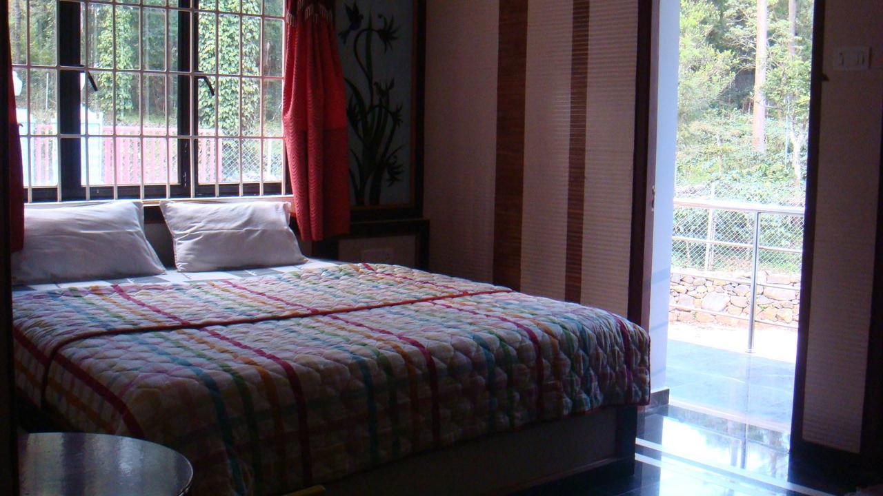Bed and Breakfast Sri Durga Residency Єркауд Екстер'єр фото