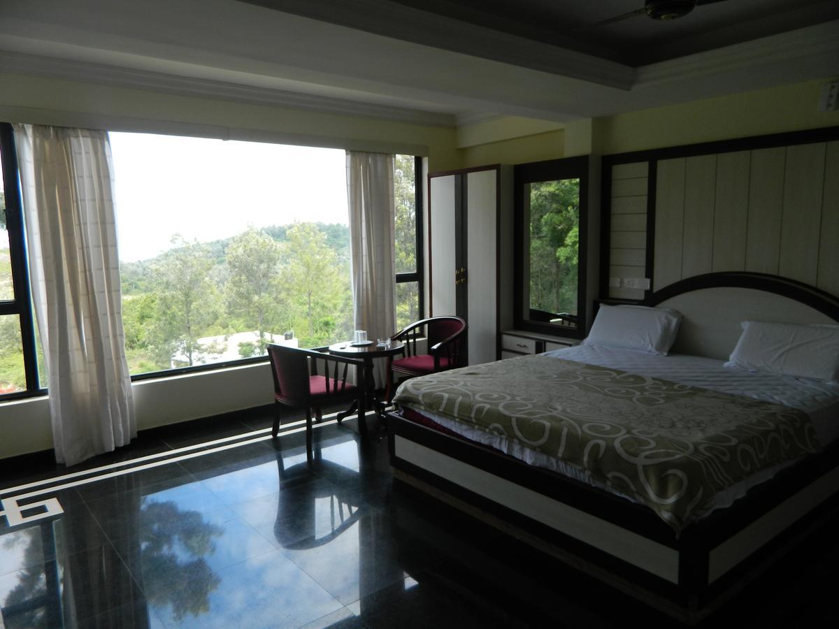 Bed and Breakfast Sri Durga Residency Єркауд Екстер'єр фото